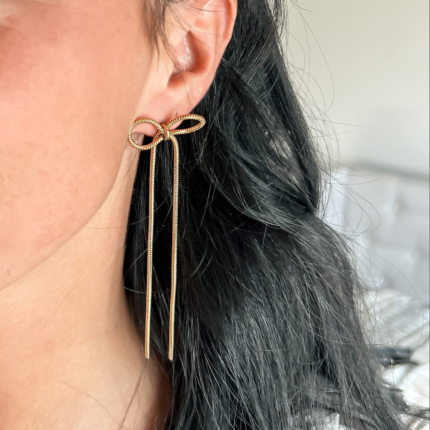 FIONA GRACE Earrings Bowknot Snake Chain Gold Ribbon Earrings