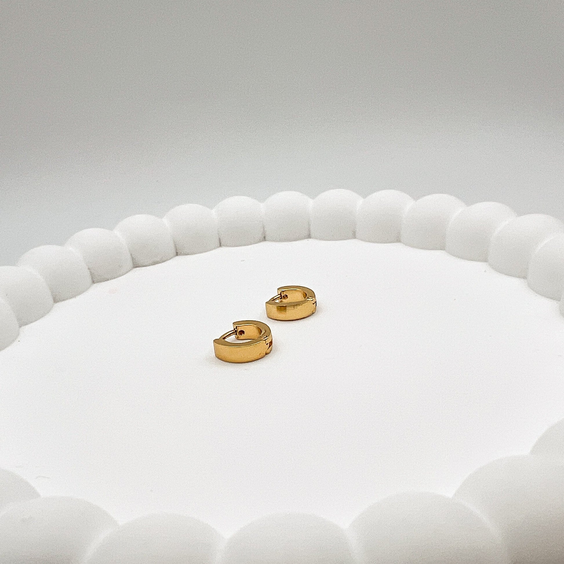 FIONA GRACE Earrings Small Chunky Huggies Jenica's Favorite Fall Hoops