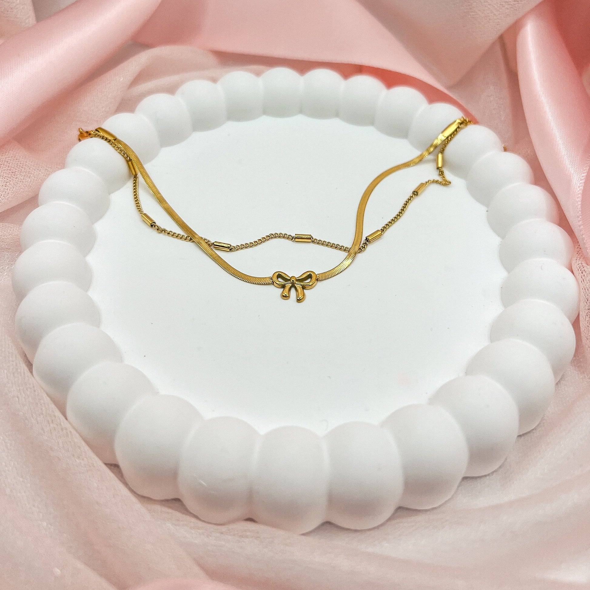 FIONA GRACE Bracelets Dainty Bow & Box Chain Bracelet – 18K Gold Plated, Water-Safe