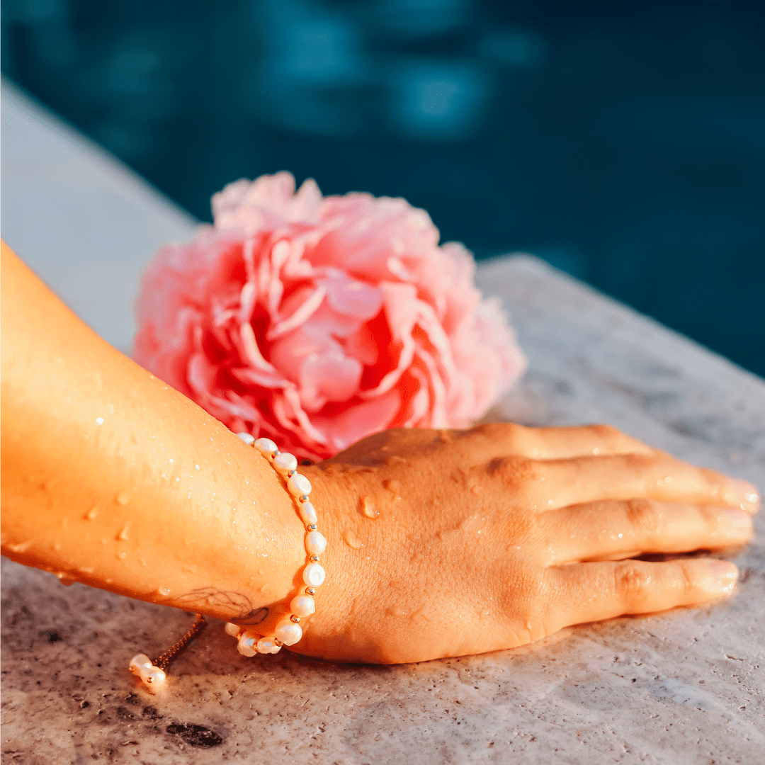 FIONA GRACE Bracelets Freshwater Pearls & 18k Gold Friendship Bracelet- Waterproof