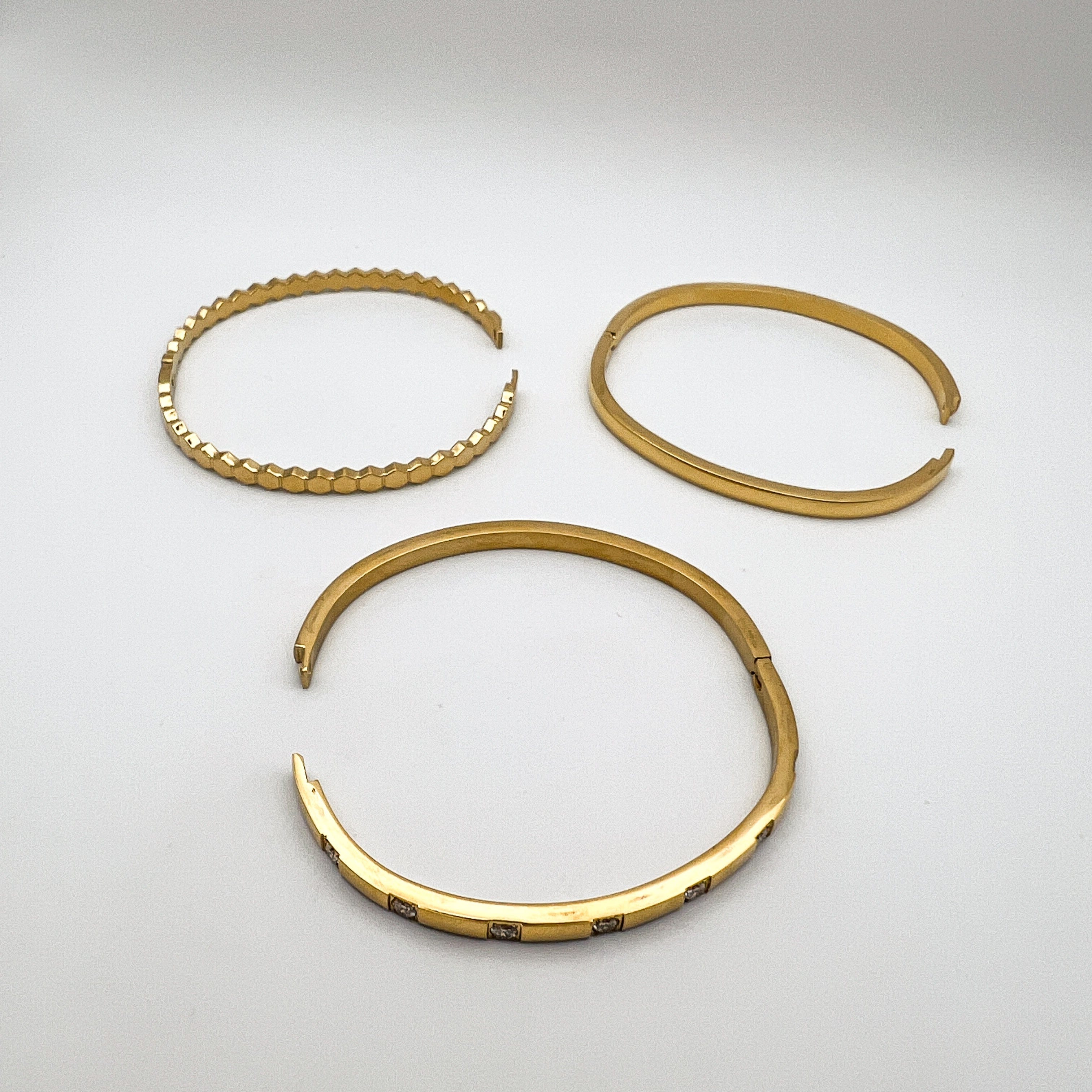 Hinged Gold Bangles- Choose 3 And Save! – FIONA GRACE