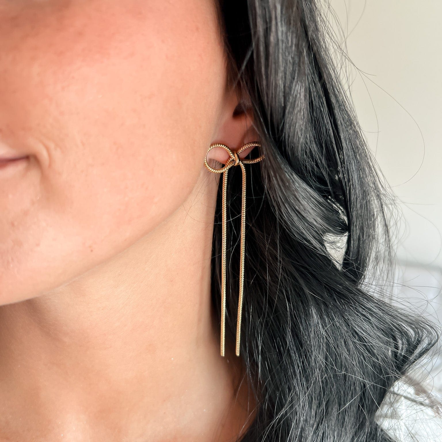 FIONA GRACE Earrings Bowknot Snake Chain Gold Ribbon Earrings