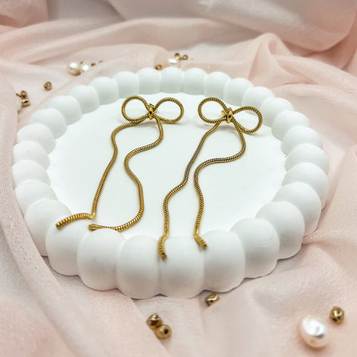 FIONA GRACE Earrings Bowknot Snake Chain Gold Ribbon Earrings