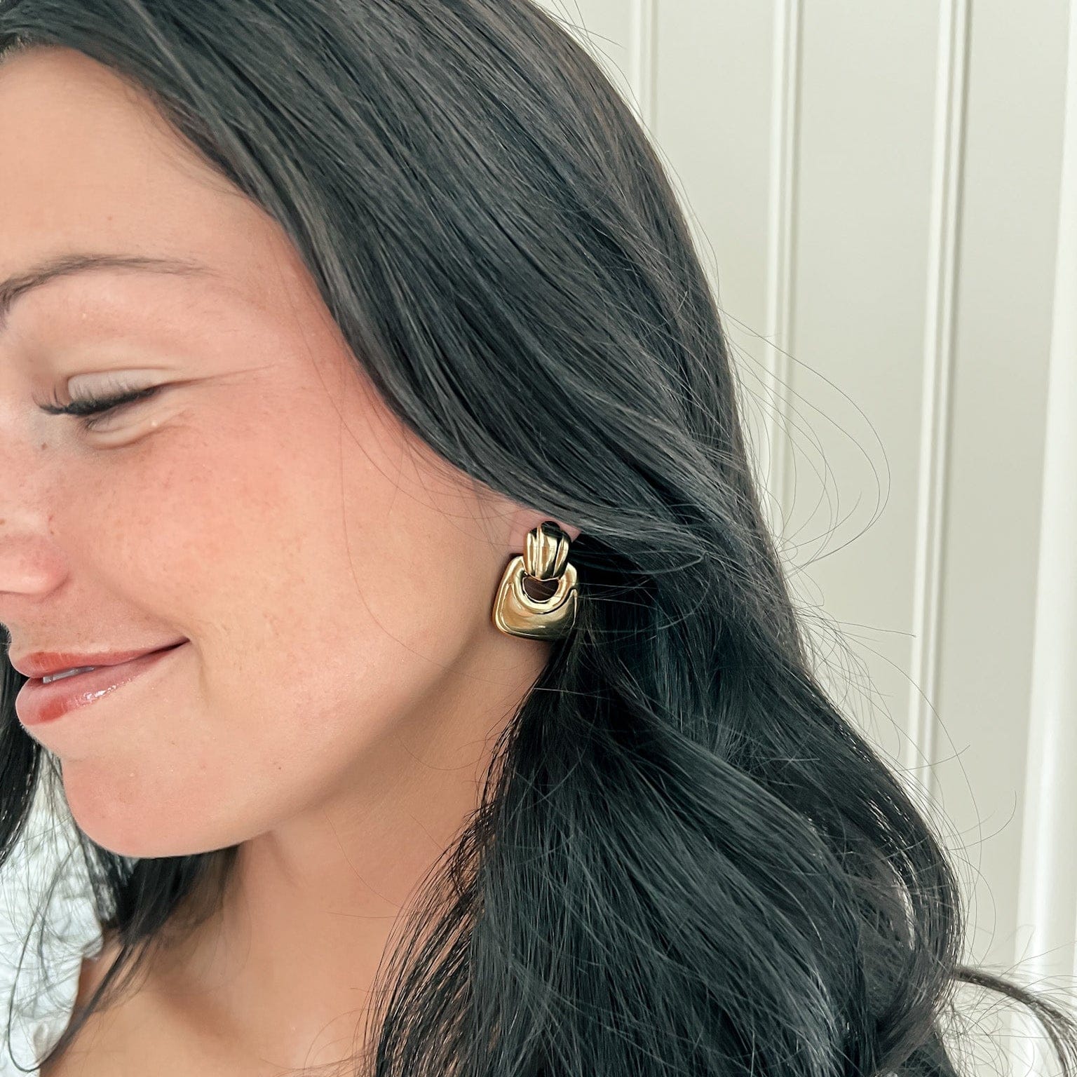 FIONA GRACE Earrings Chunky Gold Door Knockers – ’90s Glam Statement Earrings