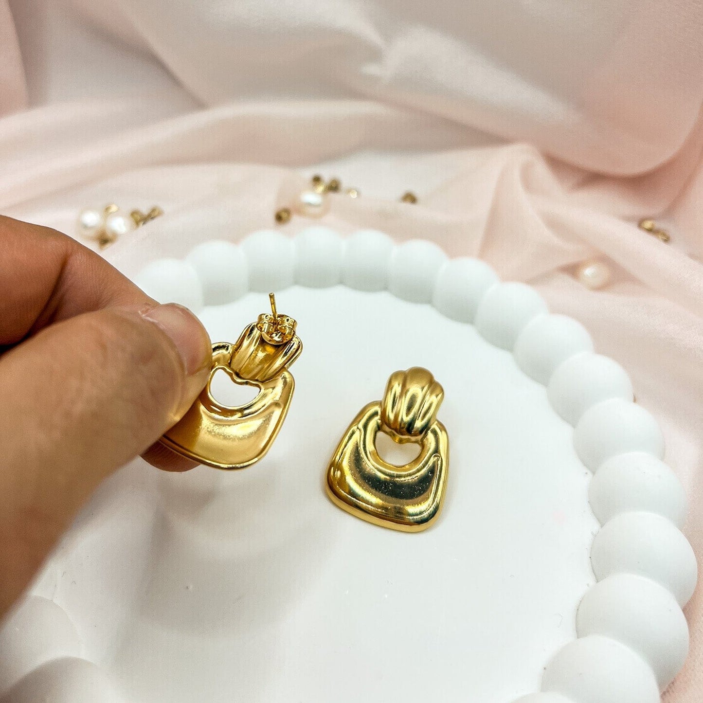 FIONA GRACE Earrings Chunky Gold Door Knockers – ’90s Glam Statement Earrings