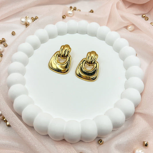 FIONA GRACE Earrings Chunky Gold Door Knockers – ’90s Glam Statement Earrings