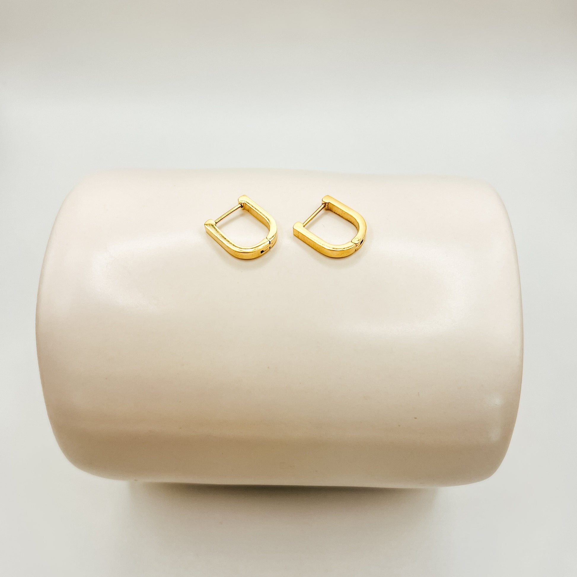 FIONA GRACE Earrings Simple Geometric U Shaped Huggie Earrings, Waterproof