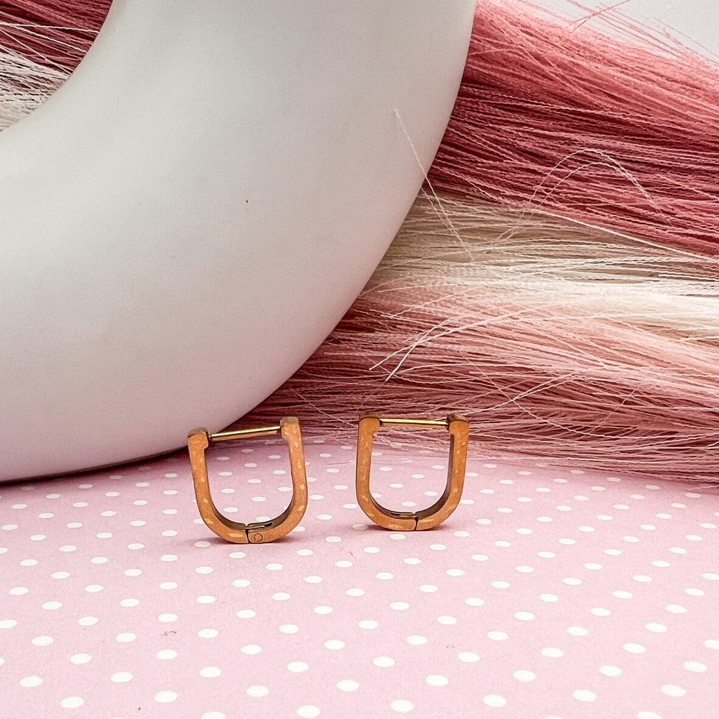 FIONA GRACE Earrings Simple Geometric U Shaped Huggie Earrings, Waterproof