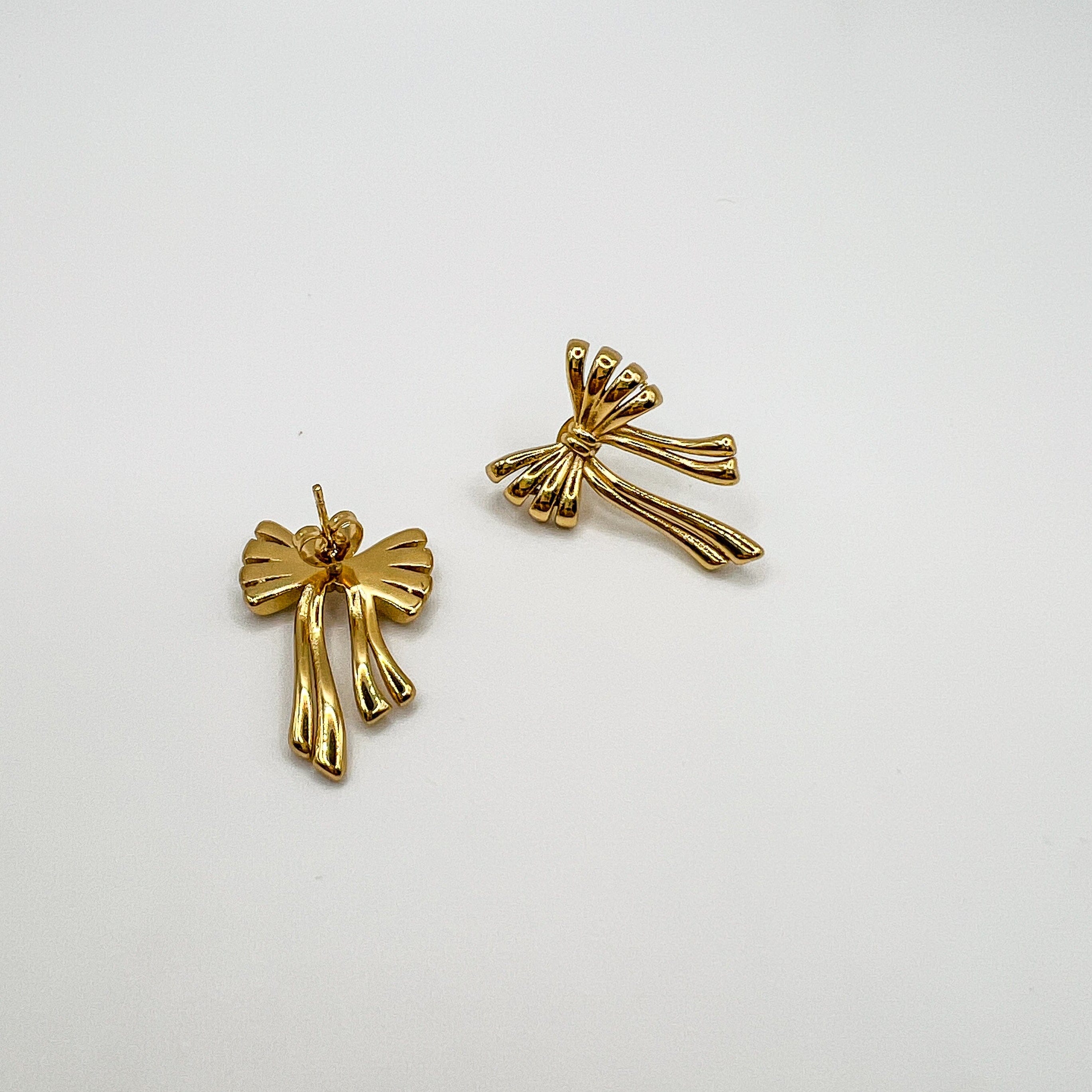 FIONA GRACE Earrings Vintage Ribbon Bow Stud Earrings