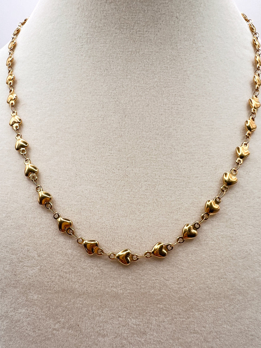 FIONA GRACE Necklaces Hearts Connected Gold Chain Necklace