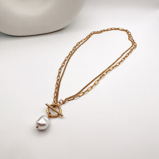 FIONA GRACE Necklaces Single Pearl Toggle Clasp Necklace