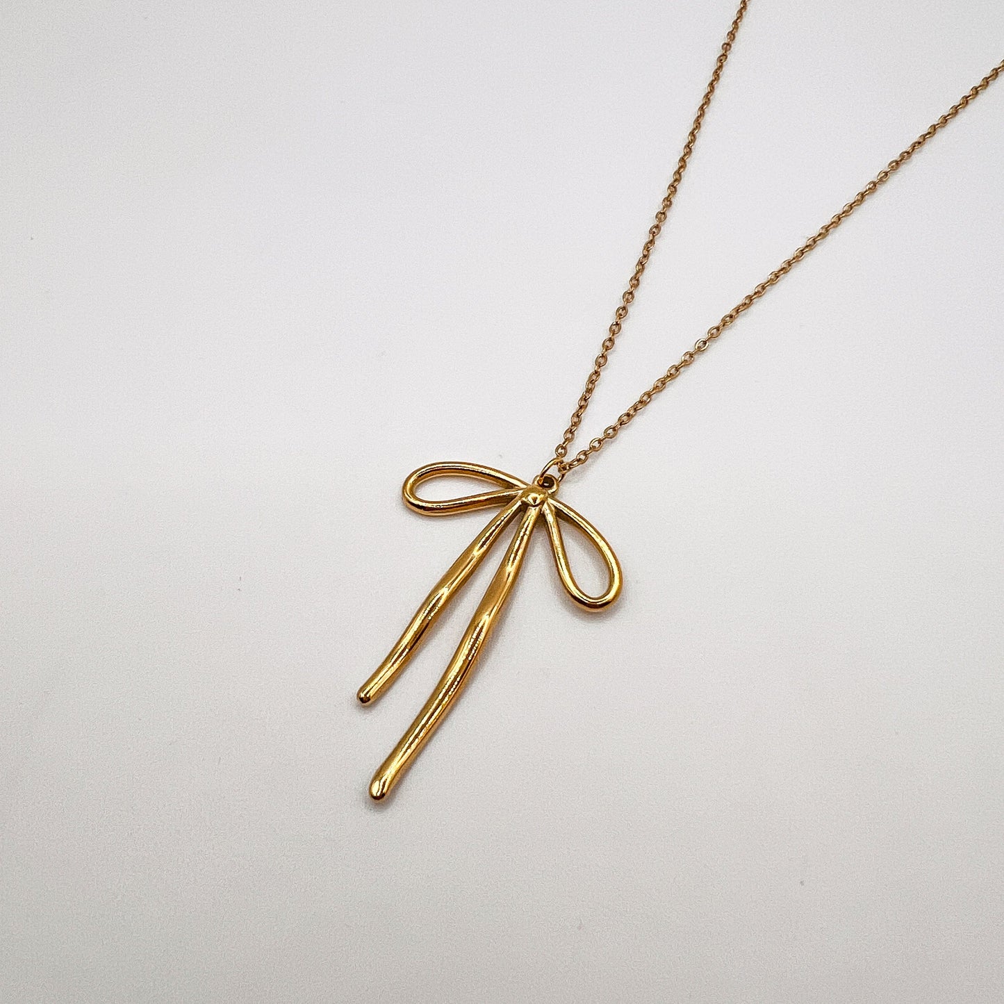 FIONA GRACE Necklaces The Dainty Gold Bow Necklace